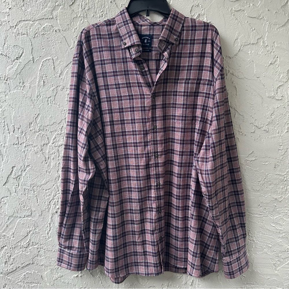 johnnie-O Pink and Blue Plaid Casual Button Down Shirt